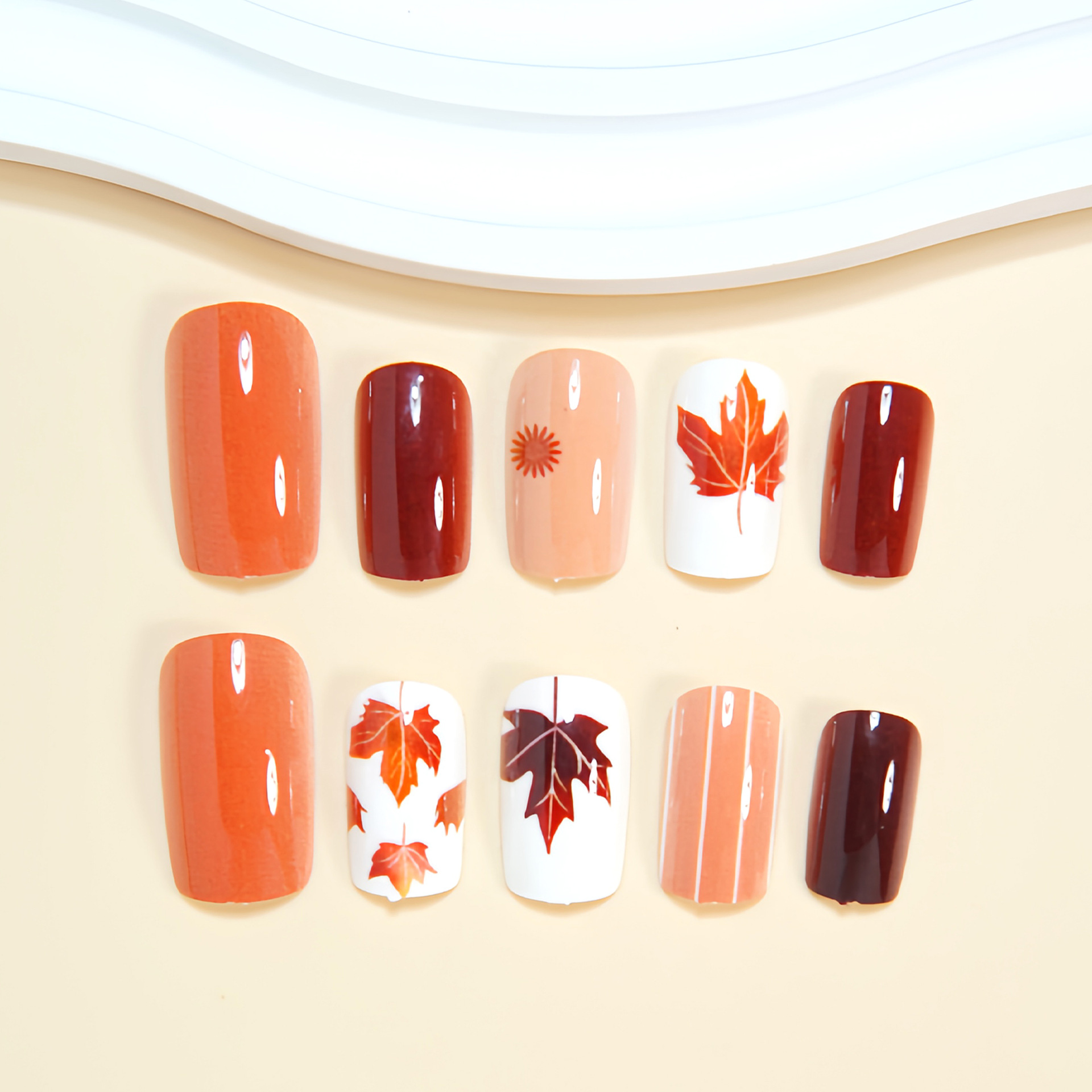 Kadınlar için orta boy, doğal  - Nail Art Press On incelemesi ve fiyatı