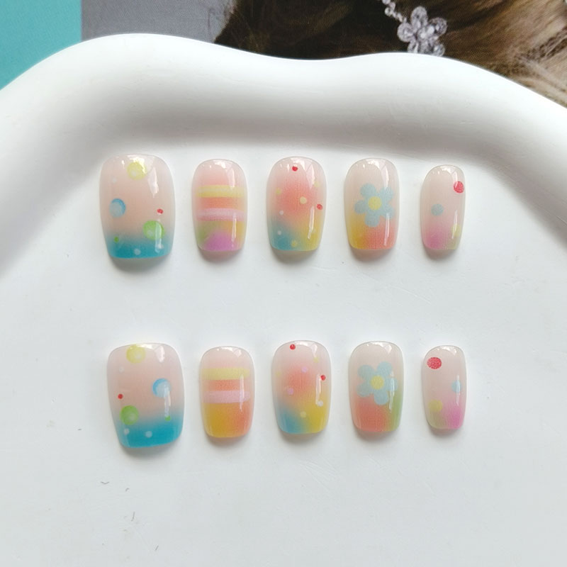 10 Adet Gökkuşağı Renkli Sakız - Nail Art Ombre incelemesi ve fiyatı